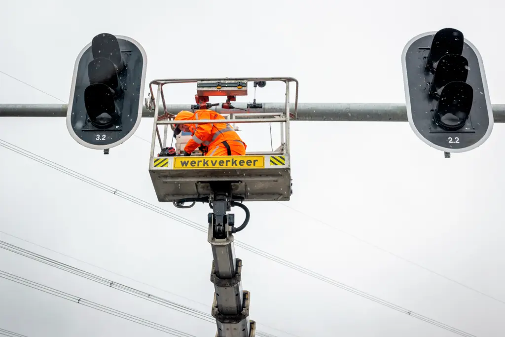 /static/uploads/840-monteur-verkeersregelinstallaties-vr-i-van-gelder-infra-2.jpg